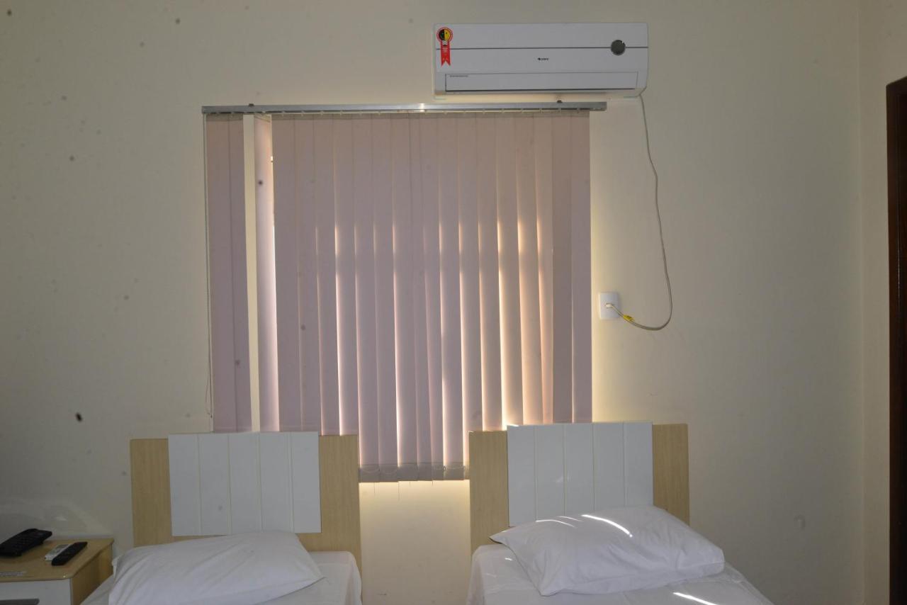 Hotel D' Lucca Uba Экстерьер фото